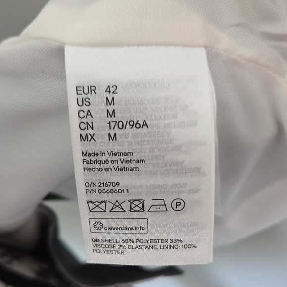 H&M Women's Gray Blazer - Picture 3 of 4